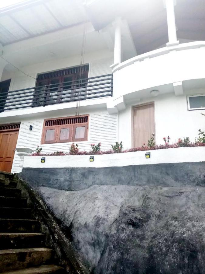 Chandi Mahal Homestay Kandy Exteriör bild